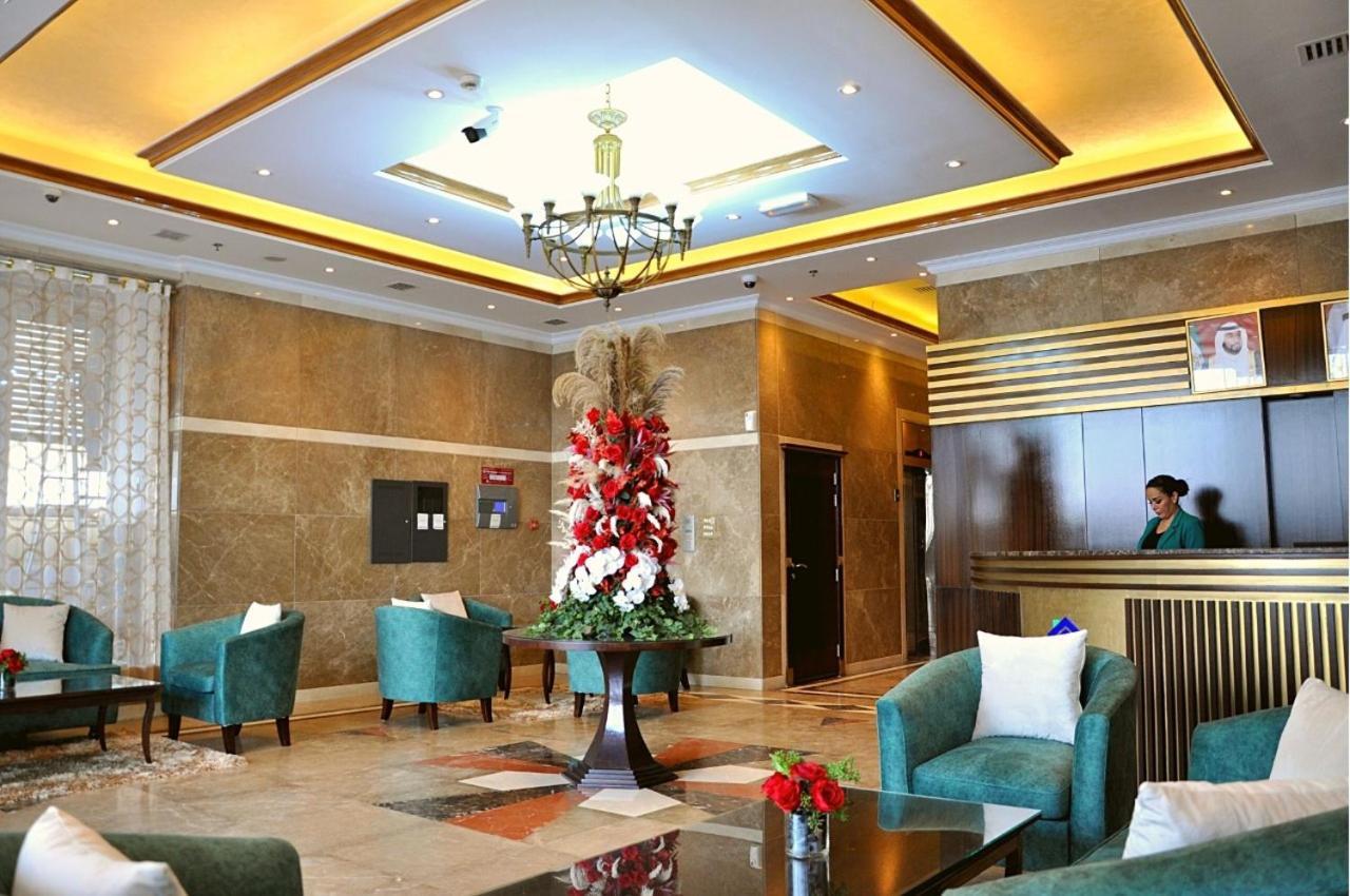 Care Holiday Homes Apartments Barsha Heights Дубай Екстериор снимка